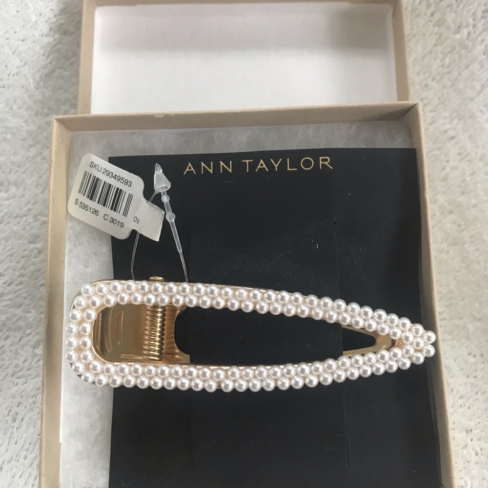 New Pearl Barrette Goldtone by Ann Taylor hair clip